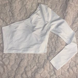 Cropped one sleeve shirt